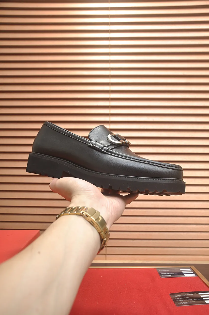 Men's Men's Shoes💰560💶[[HERMES]] (High-end Niuli) New 🍀 HERMES - top version of Ferragamo's classic casual leather shoes! Made of imported original cowhide, the inner top layer is comfortable cowhide lining! Original wear-resistant rubber outsole! High quality products! Code number 38-45 (45 customized)